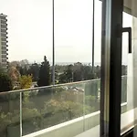 Apartament Cozy 1-bedroom With Sea View & Parking By Flat Mаnаger *