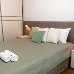 Cozy 1-bedroom With Sea View & Parking By Flat Mаnаger Apartament