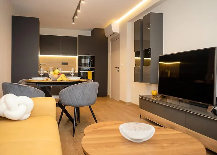 Διαμέρισμα Cozy 1-bedroom With Sea View & Parking By Flat Mаnаger